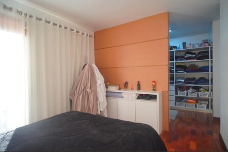 Casa à venda com 350m², 5 quartos e 3 vagasSuíte