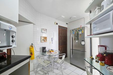 Apartamento para alugar com 120m², 3 quartos e 2 vagasCozinha