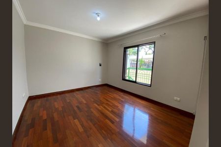 Casa à venda com 380m², 4 quartos e 5 vagas Casa à venda com 380m², 4 quartos e 5 vagasFoto 26