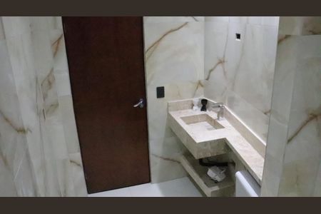 Apartamento à venda com 74m², 2 quartos e sem vaga