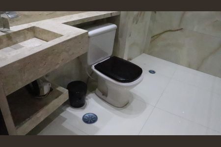 Apartamento à venda com 74m², 2 quartos e sem vaga