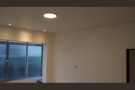 Apartamento à venda com 74m², 2 quartos e sem vaga