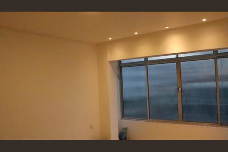 Apartamento à venda com 74m², 2 quartos e sem vaga