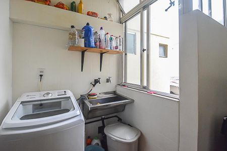 Apartamento à venda com 68m², 3 quartos e 1 vaga Apartamento à venda com 68m², 3 quartos e 1 vagaÁrea de Serviço