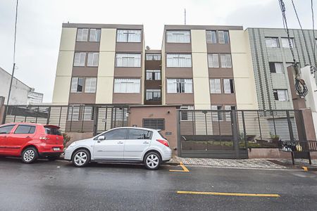 Apartamento à venda com 68m², 3 quartos e 1 vaga Apartamento à venda com 68m², 3 quartos e 1 vagaFachada e portaria