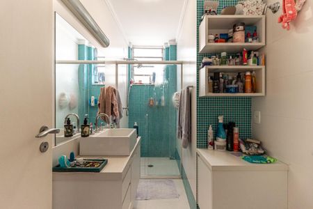 Apartamento à venda com 180m², 3 quartos e 1 vagaBanheiro Social