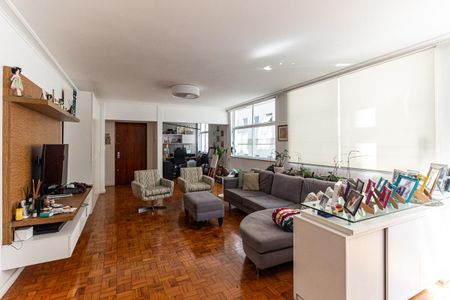 Apartamento à venda com 180m², 3 quartos e 1 vagaSala