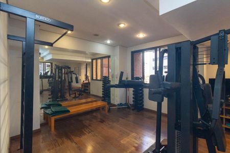 Apartamento para alugar com 260m², 3 quartos e 4 vagasÁrea comum - Academia