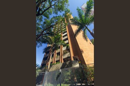 Apartamento para alugar com 260m², 3 quartos e 4 vagasFachada