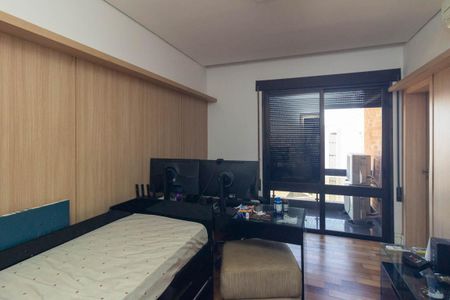 Apartamento para alugar com 260m², 3 quartos e 4 vagasSuíte 2