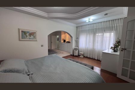 Casa à venda com 334m², 6 quartos e 9 vagas Casa à venda com 334m², 6 quartos e 9 vagasSuíte 1