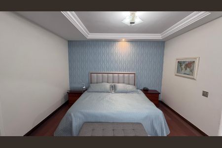 Casa à venda com 334m², 6 quartos e 9 vagas Casa à venda com 334m², 6 quartos e 9 vagasSuíte 1