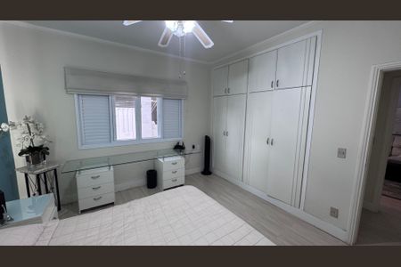 Casa à venda com 334m², 6 quartos e 9 vagas Casa à venda com 334m², 6 quartos e 9 vagasSuíte 2