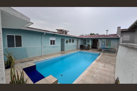 Casa à venda com 334m², 6 quartos e 9 vagas Casa à venda com 334m², 6 quartos e 9 vagasÁrea comum