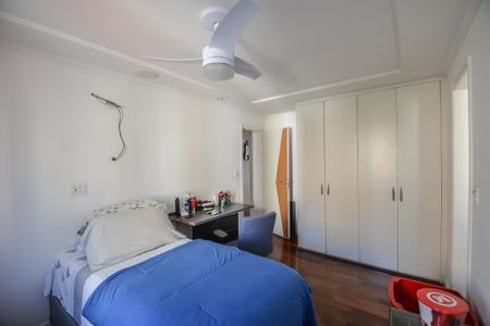 Apartamento à venda com 170m², 3 quartos e 3 vagas Apartamento à venda com 170m², 3 quartos e 3 vagasSuíte 3