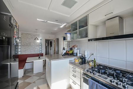 Apartamento à venda com 170m², 3 quartos e 3 vagas Apartamento à venda com 170m², 3 quartos e 3 vagasCozinha