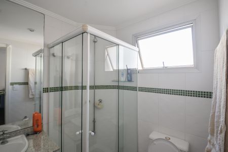 Apartamento à venda com 170m², 3 quartos e 3 vagas Apartamento à venda com 170m², 3 quartos e 3 vagasBanheiro da Suíte 3