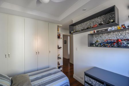Apartamento à venda com 170m², 3 quartos e 3 vagas Apartamento à venda com 170m², 3 quartos e 3 vagasSuíte 3