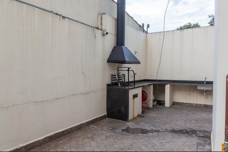 Apartamento à venda com 170m², 3 quartos e 3 vagas Apartamento à venda com 170m², 3 quartos e 3 vagasÁrea comum - Churrasqueira