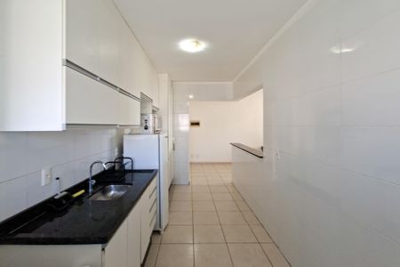 Apartamento para alugar com 104m², 3 quartos e 2 vagas Apartamento para alugar com 104m², 3 quartos e 2 vagasCozinha