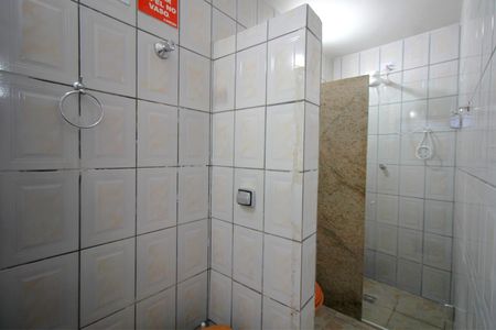 Studio para alugar com 20m², 1 quarto e sem vaga Studio para alugar com 20m², 1 quarto e sem vagaBanheiro
