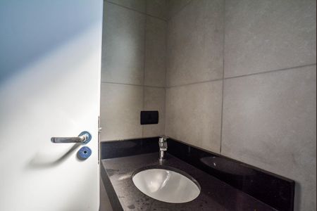 Apartamento à venda com 97m², 2 quartos e 1 vaga Apartamento à venda com 97m², 2 quartos e 1 vagaBanheiro da Suíte