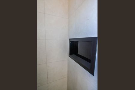 Apartamento à venda com 97m², 2 quartos e 1 vaga Apartamento à venda com 97m², 2 quartos e 1 vagaBanheiro da Suíte