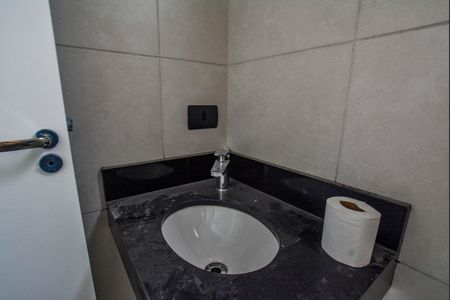 Apartamento à venda com 97m², 2 quartos e 1 vaga Apartamento à venda com 97m², 2 quartos e 1 vagaBanheiro Corredor