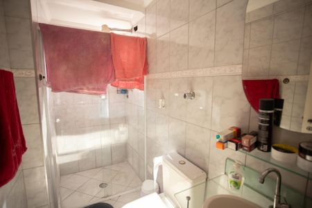 Apartamento à venda com 70m², 3 quartos e 1 vaga Apartamento à venda com 70m², 3 quartos e 1 vagaBanheiro