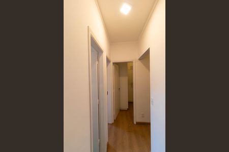 Apartamento à venda com 56m², 2 quartos e 1 vaga Apartamento à venda com 56m², 2 quartos e 1 vagaCorredor
