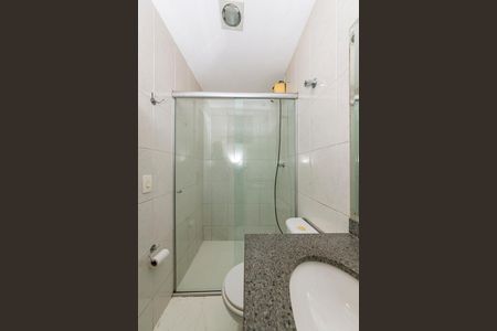 Apartamento à venda com 70m², 2 quartos e 2 vagas Apartamento à venda com 70m², 2 quartos e 2 vagasBanheiro Social