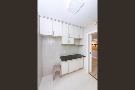 Apartamento à venda com 70m², 2 quartos e 2 vagas Apartamento à venda com 70m², 2 quartos e 2 vagasCozinha