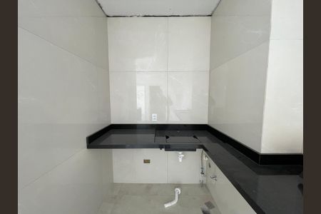 Apartamento para alugar com 35m², 2 quartos e sem vaga Apartamento para alugar com 35m², 2 quartos e sem vagaCozinha e Área de Serviço