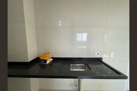Apartamento para alugar com 35m², 2 quartos e sem vaga Apartamento para alugar com 35m², 2 quartos e sem vagaCozinha e Área de Serviço