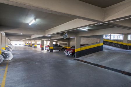 Apartamento à venda com 66m², 2 quartos e 1 vaga Apartamento à venda com 66m², 2 quartos e 1 vagaÁrea comum - Garagem