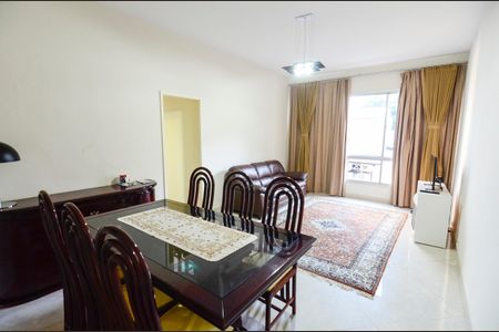 Apartamento à venda com 120m², 3 quartos e 1 vagaSala