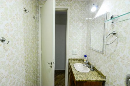 Apartamento à venda com 120m², 3 quartos e 1 vagaBanheiro Social