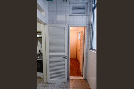 Apartamento à venda com 120m², 3 quartos e 1 vagaÁrea de Serviço