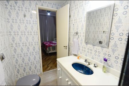 Apartamento à venda com 120m², 3 quartos e 1 vagaBanheiro da Suíte