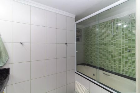 Apartamento à venda com 82m², 3 quartos e 1 vaga Apartamento à venda com 82m², 3 quartos e 1 vagaBanheiro
