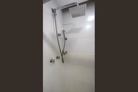 Apartamento à venda com 77m², 2 quartos e 1 vaga Apartamento à venda com 77m², 2 quartos e 1 vagaBanheiro Corredor