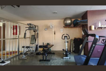 Apartamento à venda com 77m², 2 quartos e 1 vaga Apartamento à venda com 77m², 2 quartos e 1 vagaÁrea comum - Academia