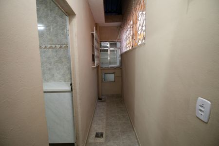 Casa à venda com 40m², 2 quartos e 1 vagaÁrea de Serviço