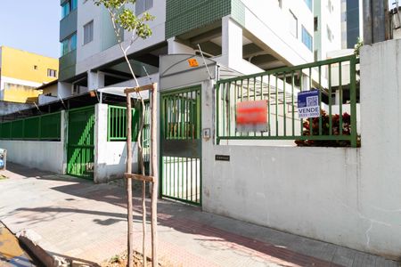 Apartamento à venda com 178m², 3 quartos e 2 vagasFachada