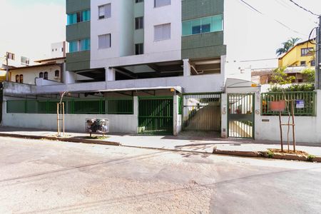 Apartamento à venda com 178m², 3 quartos e 2 vagasFachada