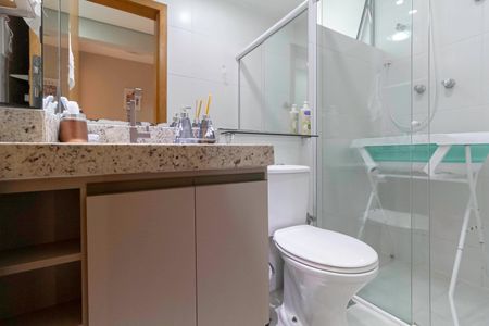 Apartamento à venda com 178m², 3 quartos e 2 vagasBanheiro Social