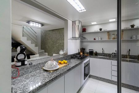 Apartamento à venda com 178m², 3 quartos e 2 vagasCozinha