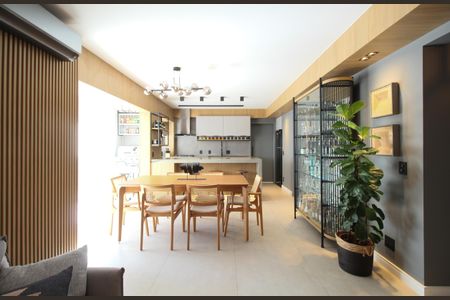 Apartamento à venda com 84m², 2 quartos e 1 vaga Apartamento à venda com 84m², 2 quartos e 1 vagaSala