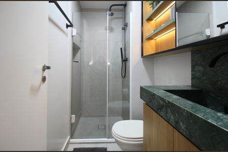 Apartamento à venda com 84m², 2 quartos e 1 vaga Apartamento à venda com 84m², 2 quartos e 1 vagaBanheiro Suíte 1