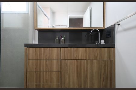 Apartamento à venda com 84m², 2 quartos e 1 vaga Apartamento à venda com 84m², 2 quartos e 1 vagaBanheiro Suíte 2